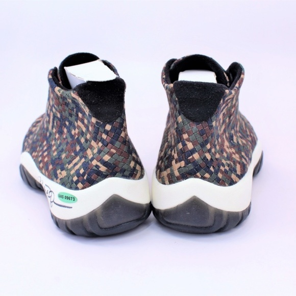 Signed Jordan Nike Air Future Authenticity Card - Picture 6 of 8